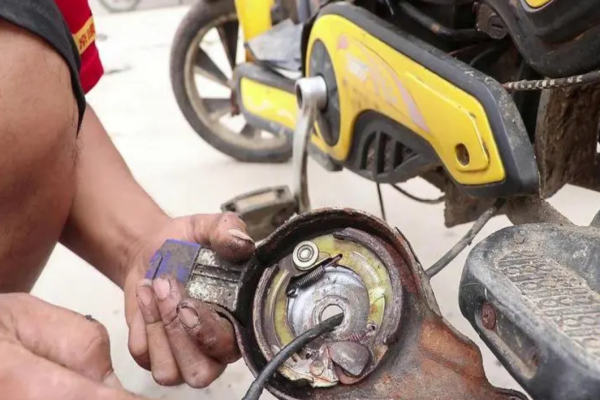 常德市电动车刹车故障